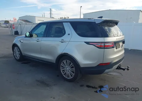 2017 Land Rover Discovery Hse Luxury z USA, uszkodzony, nr VIN SALRHBBV8HA037896